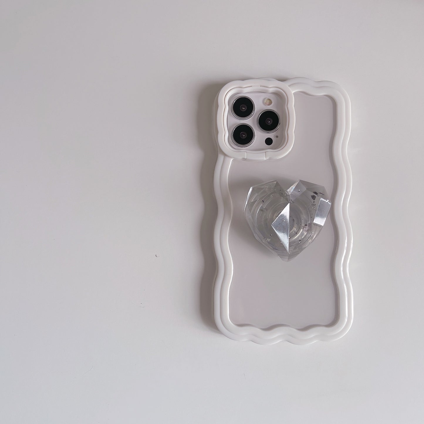 iPhone case wavy with invisible stand.