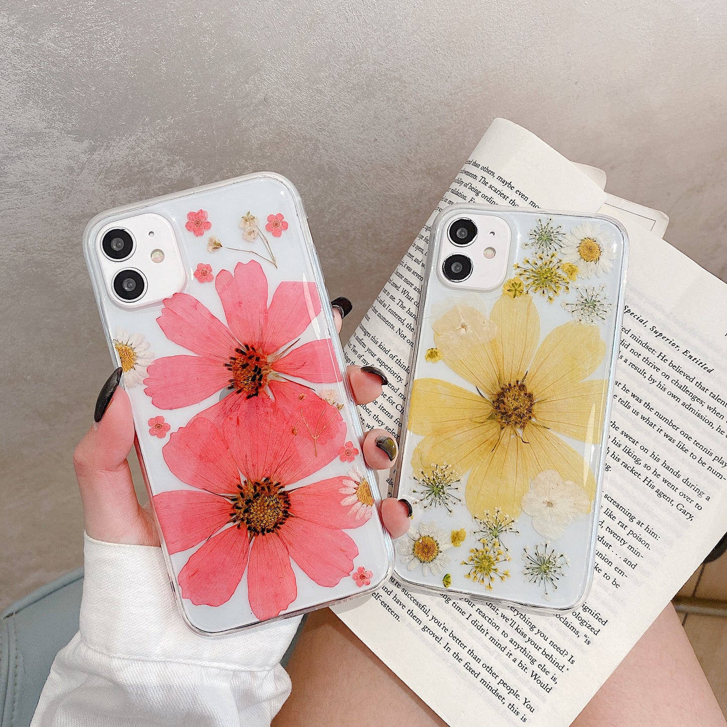 iPhone case,Large yellow flowers and large pink flowers.
