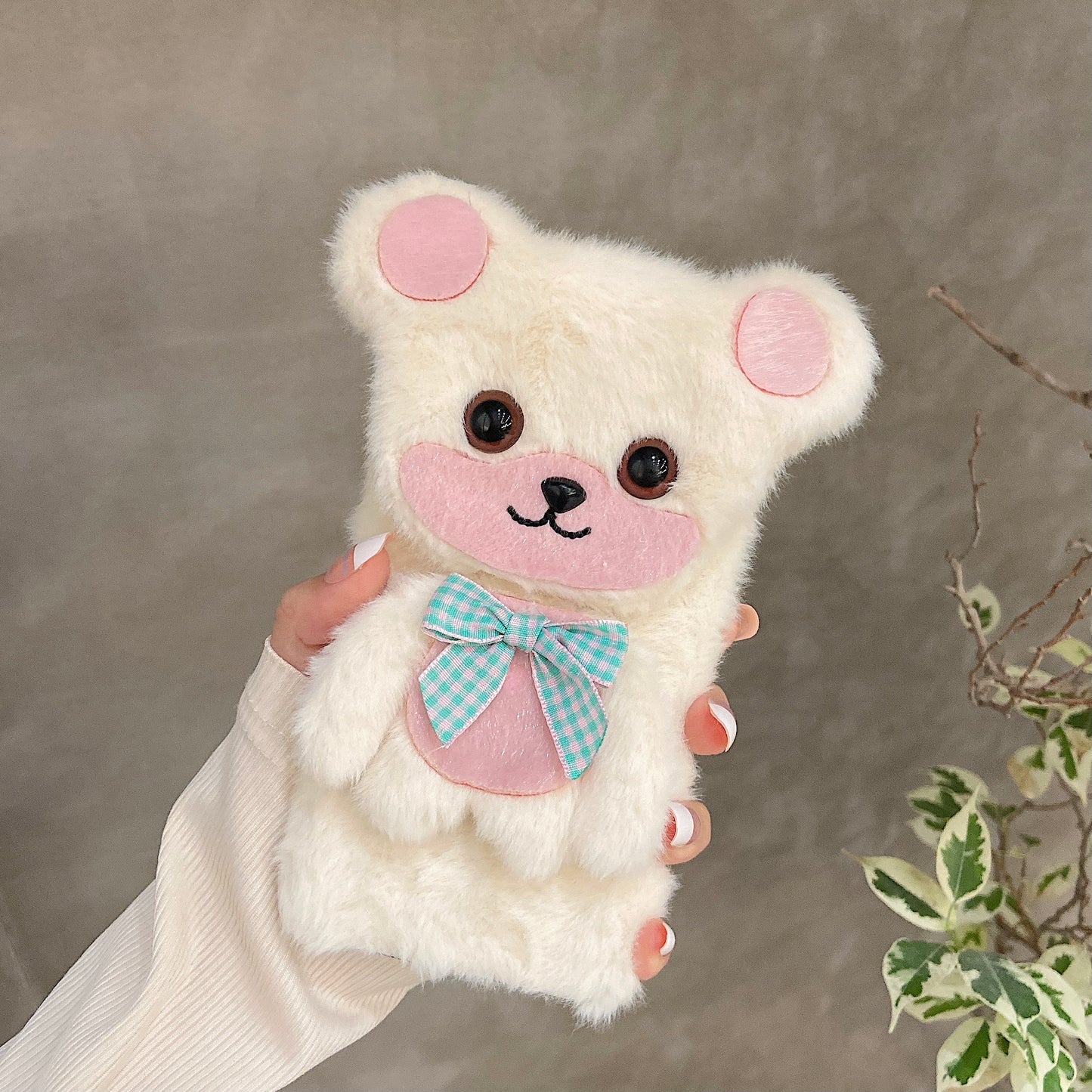 iPhone case,bear design,fluffy and cute.plush,holder,cover.