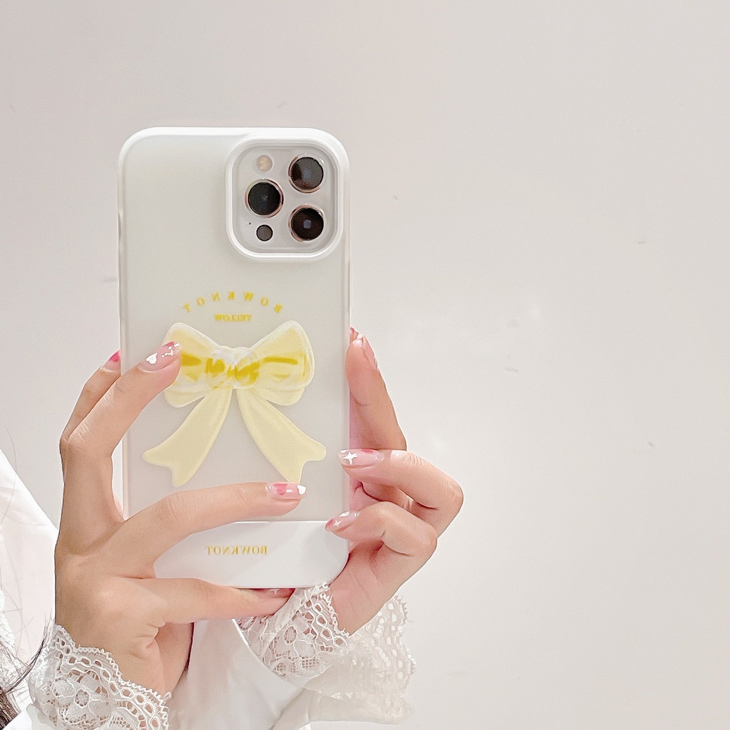 iPhone case,Pearlescent bow.