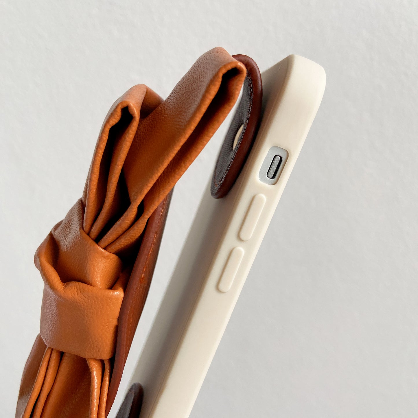 Bow wrist strap and back strap card case,iPhone case,iPhoneX-14Promax.